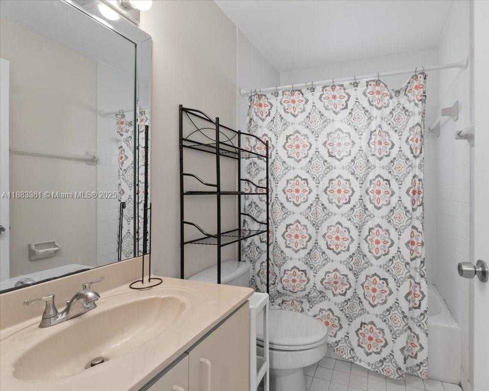 Small Image of 15327 SOUTH WEST 179TH TER, Miami Number 18