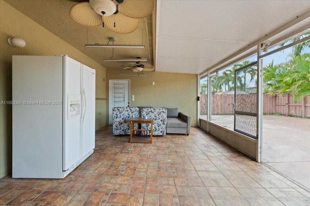 Small Image of 15327 SOUTH WEST 179TH TER, Miami Number 23