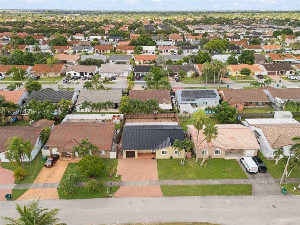 Small Image of 15327 SOUTH WEST 179TH TER, Miami Number 28