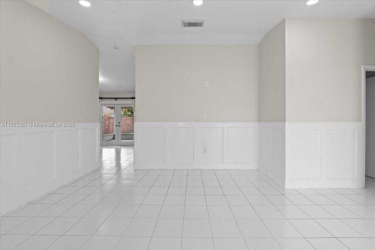 Small Image of 15327 SOUTH WEST 179TH TER, Miami Number 8