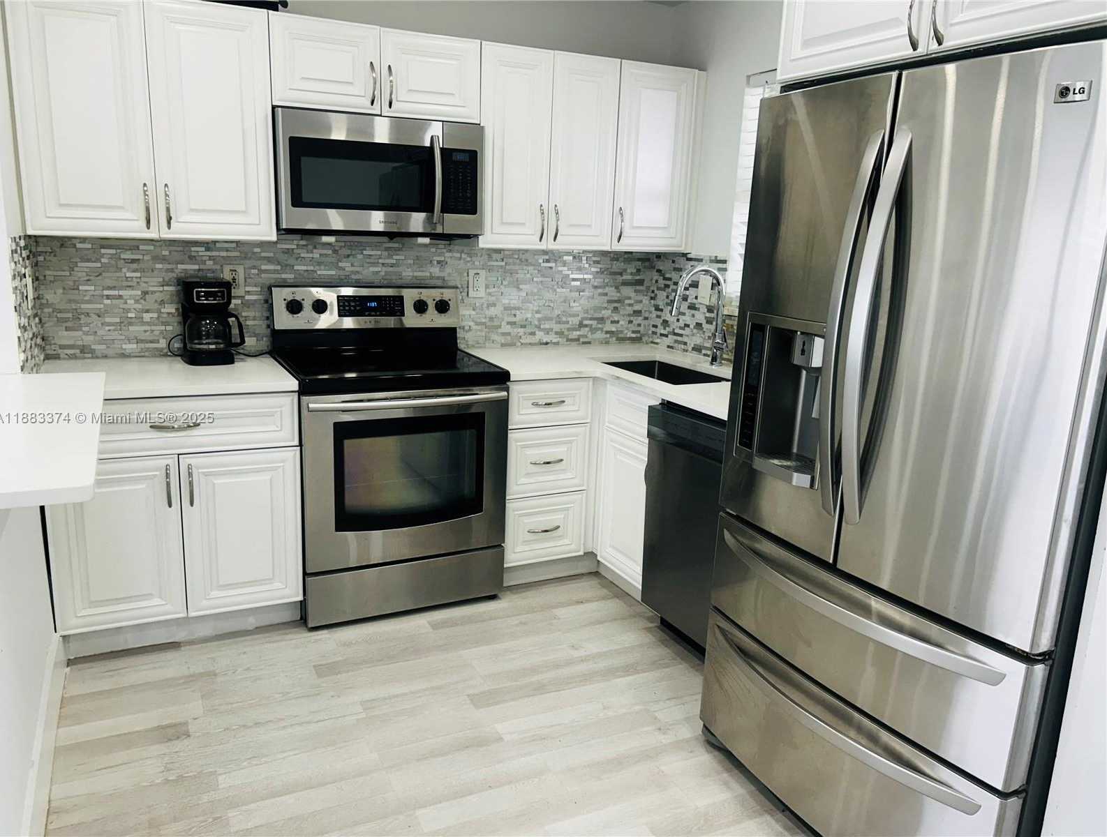Small Image of 6318 NORTH WEST 24TH CT, Margate Number 3