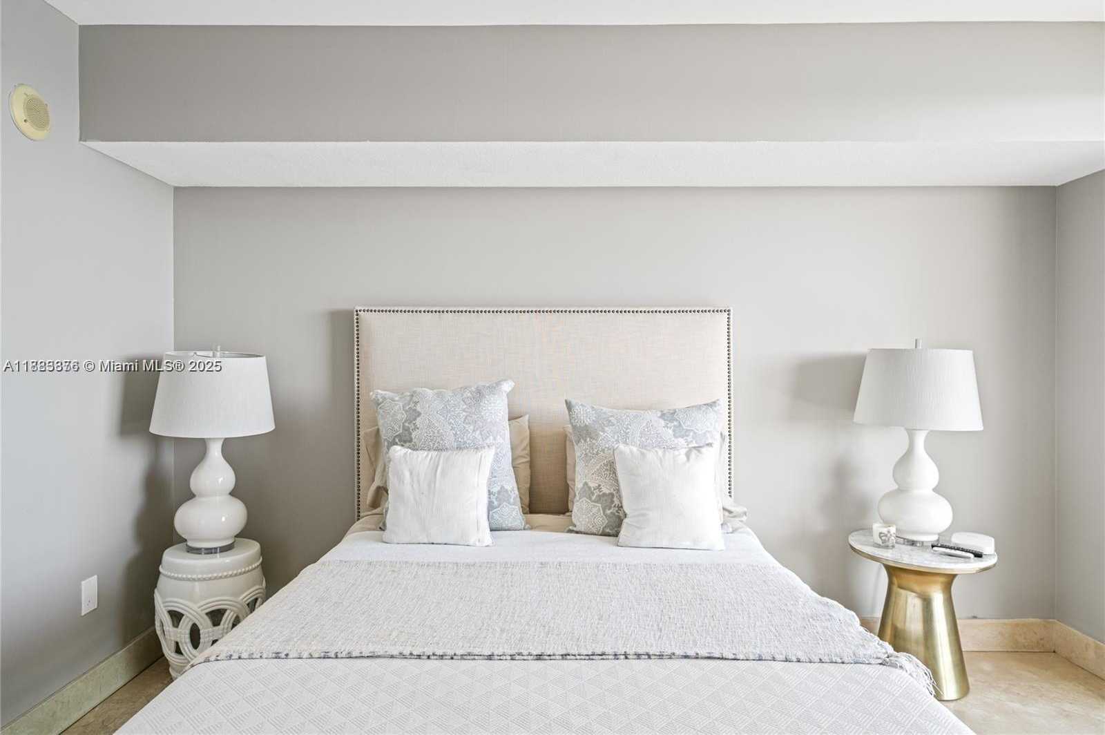 Small Image of 1800 NORTH BAYSHORE DR #3207, Miami Number 25