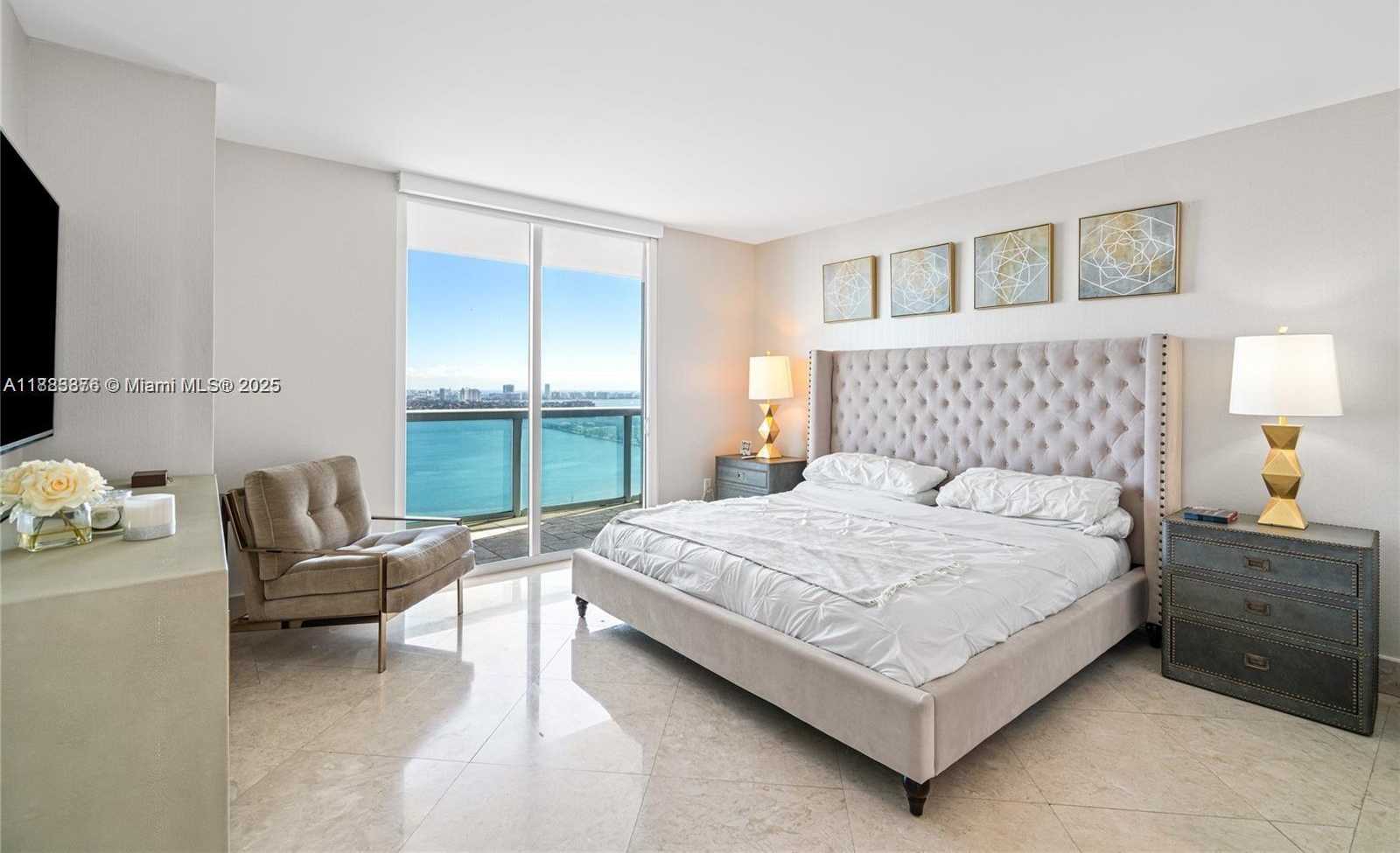 Small Image of 1800 NORTH BAYSHORE DR #3207, Miami Number 29