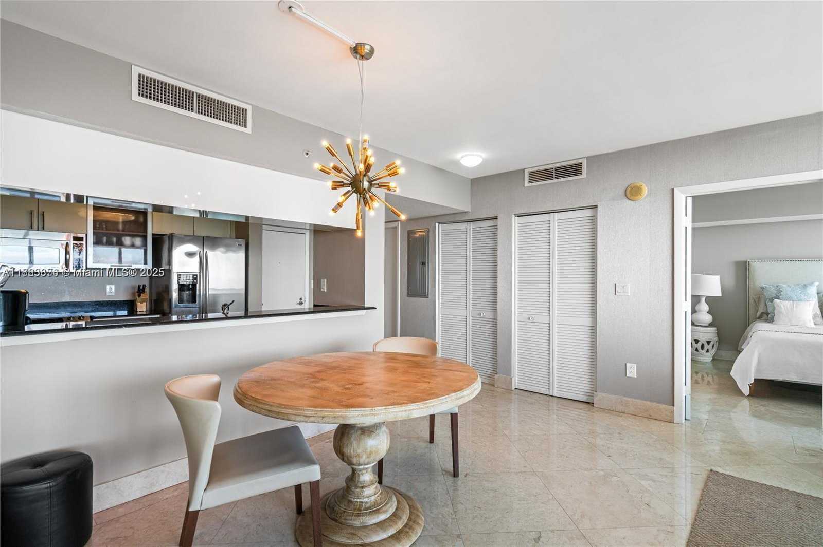 Small Image of 1800 NORTH BAYSHORE DR #3207, Miami Number 34
