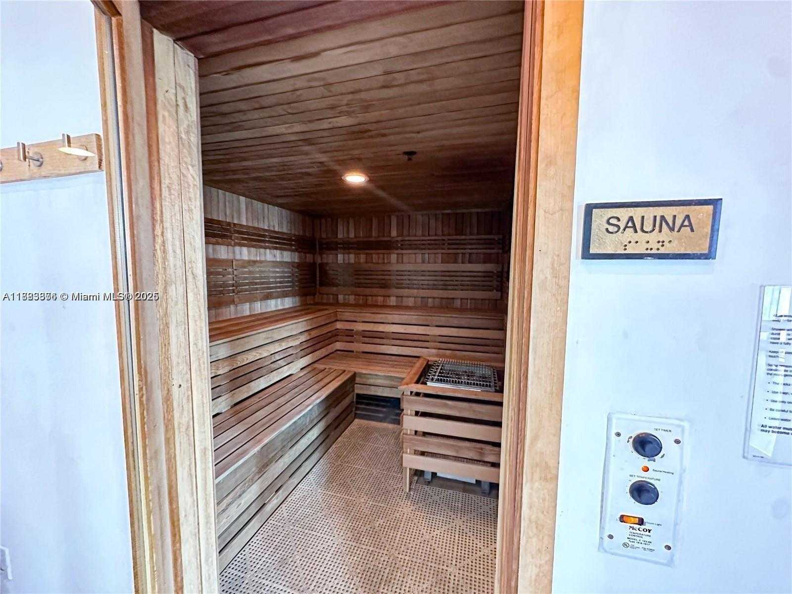 Small Image of 1800 NORTH BAYSHORE DR #3207, Miami Number 46