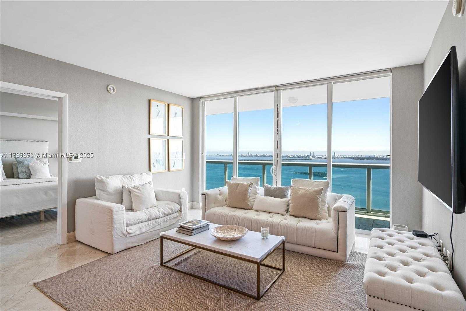 Small Image of 1800 NORTH BAYSHORE DR #3207, Miami Number 6