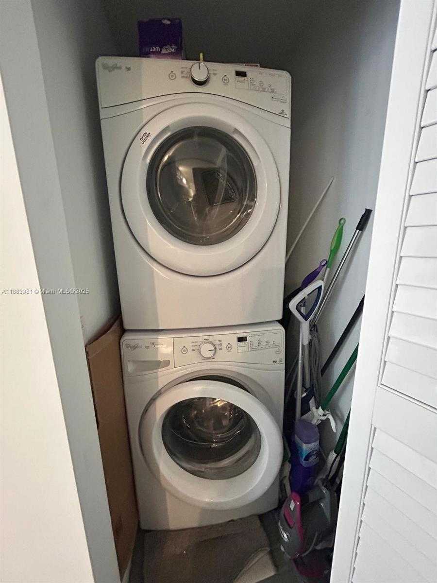 Imagen de Pequeño Objeto