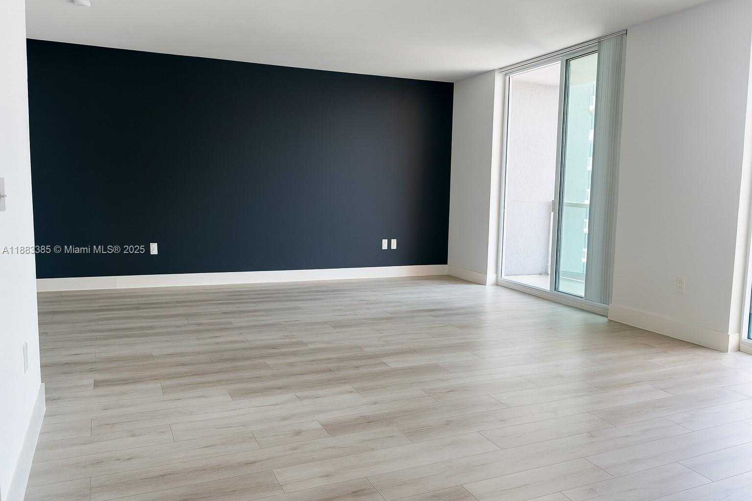 Small Image of 253 NORTH EAST 2ND ST #3307, Miami Number 4