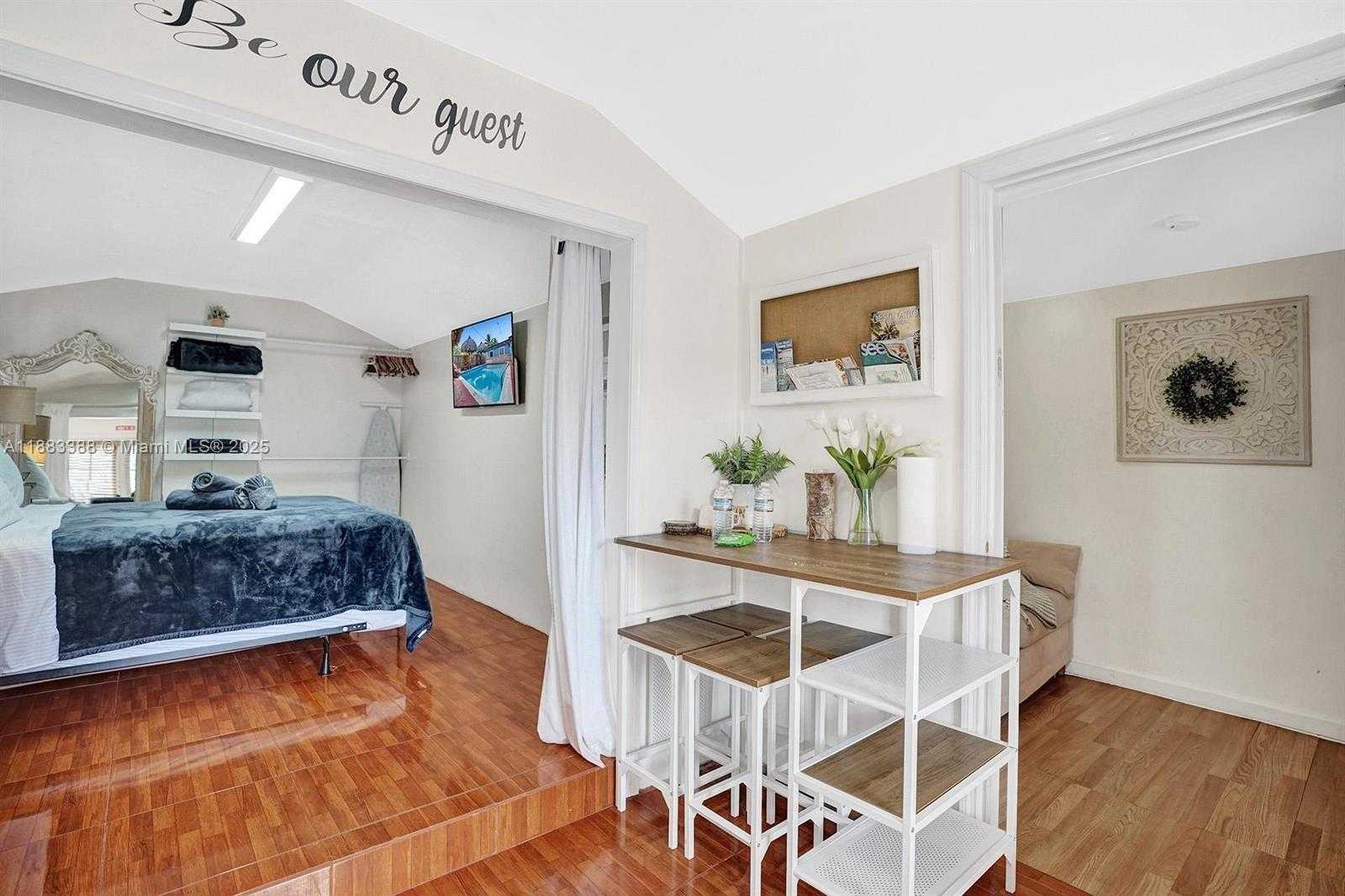 Small Image of 6300 FLAGLER ST #3, Hollywood Number 12