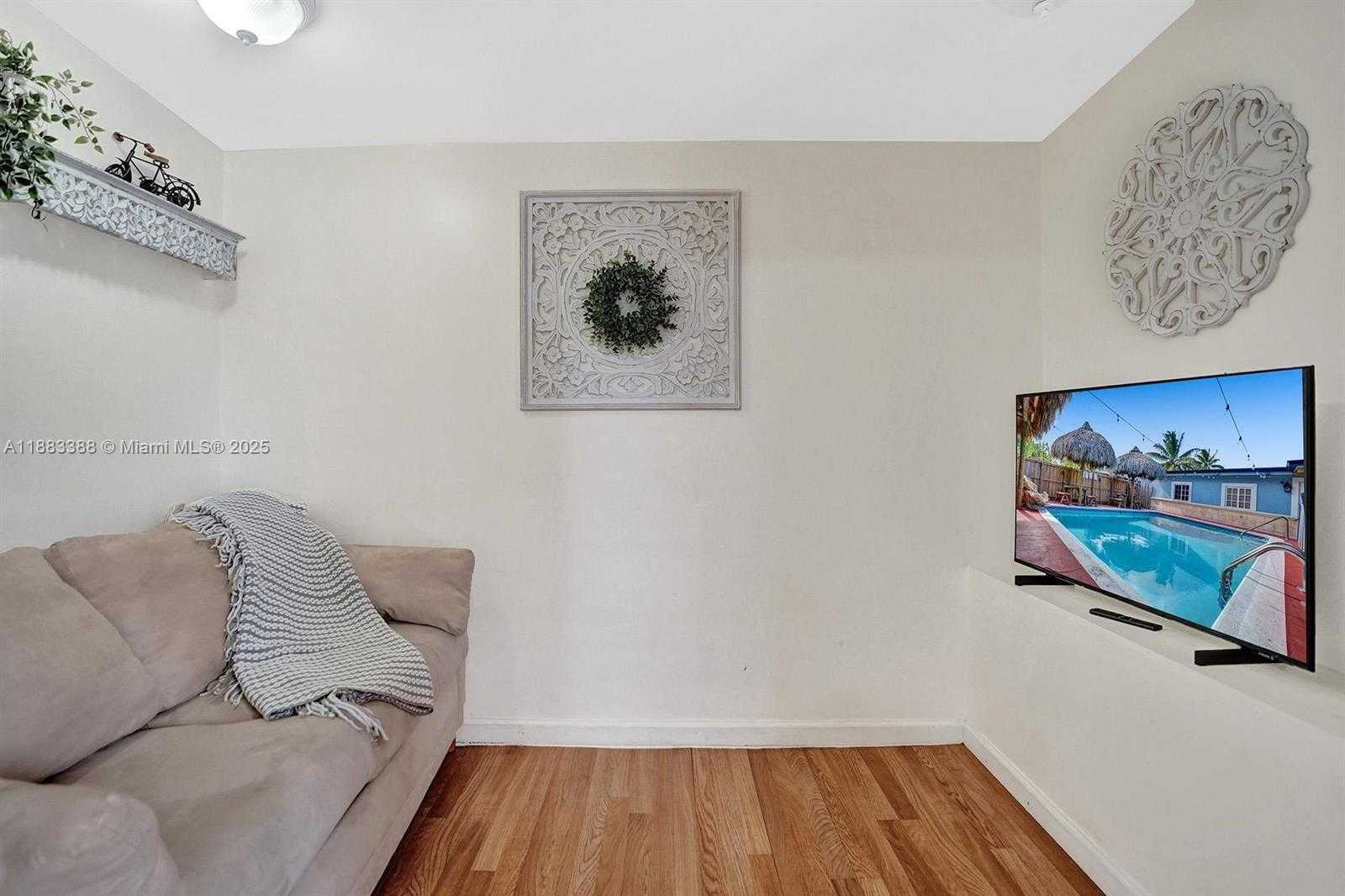 Small Image of 6300 FLAGLER ST #3, Hollywood Number 2