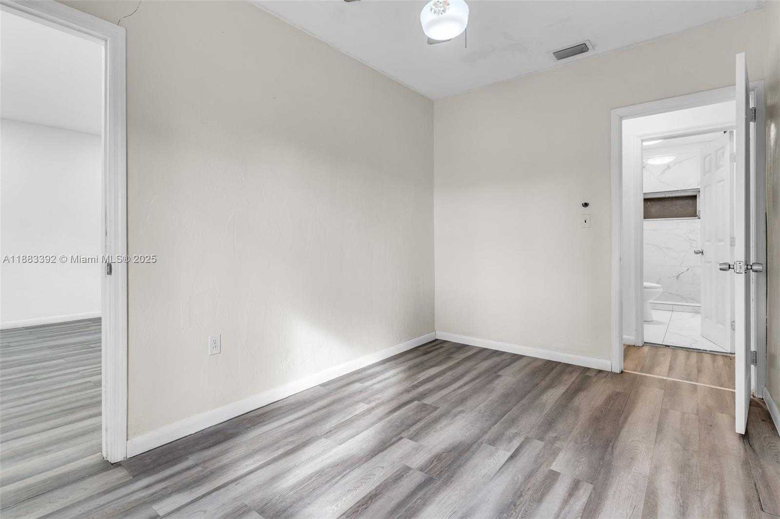 Small Image of 701 TAMIAMI CANAL RD, Miami Number 21