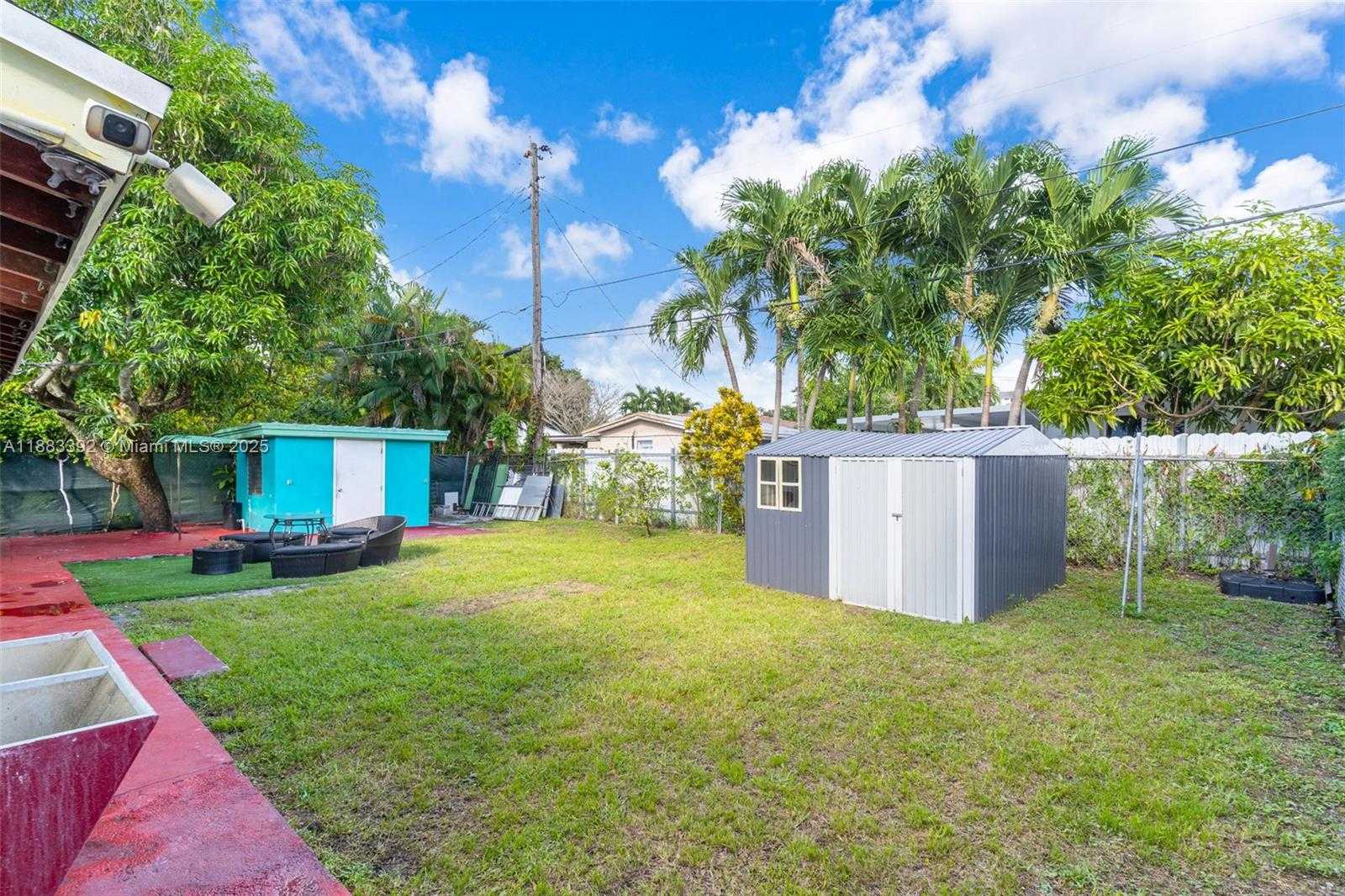 Small Image of 701 TAMIAMI CANAL RD, Miami Number 46