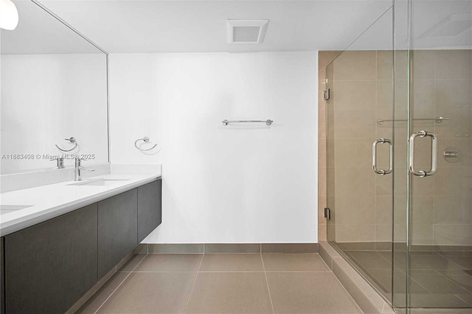 Small Image of 6620 INDIAN CREEK DR #116, Miami Beach Number 20