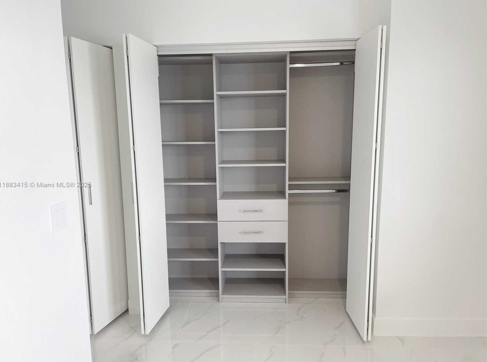 Small Image of 700 NE 24TH ST #4706, Miami Number 13
