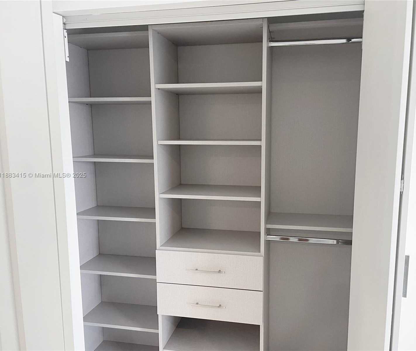 Small Image of 700 NE 24TH ST #4706, Miami Number 14
