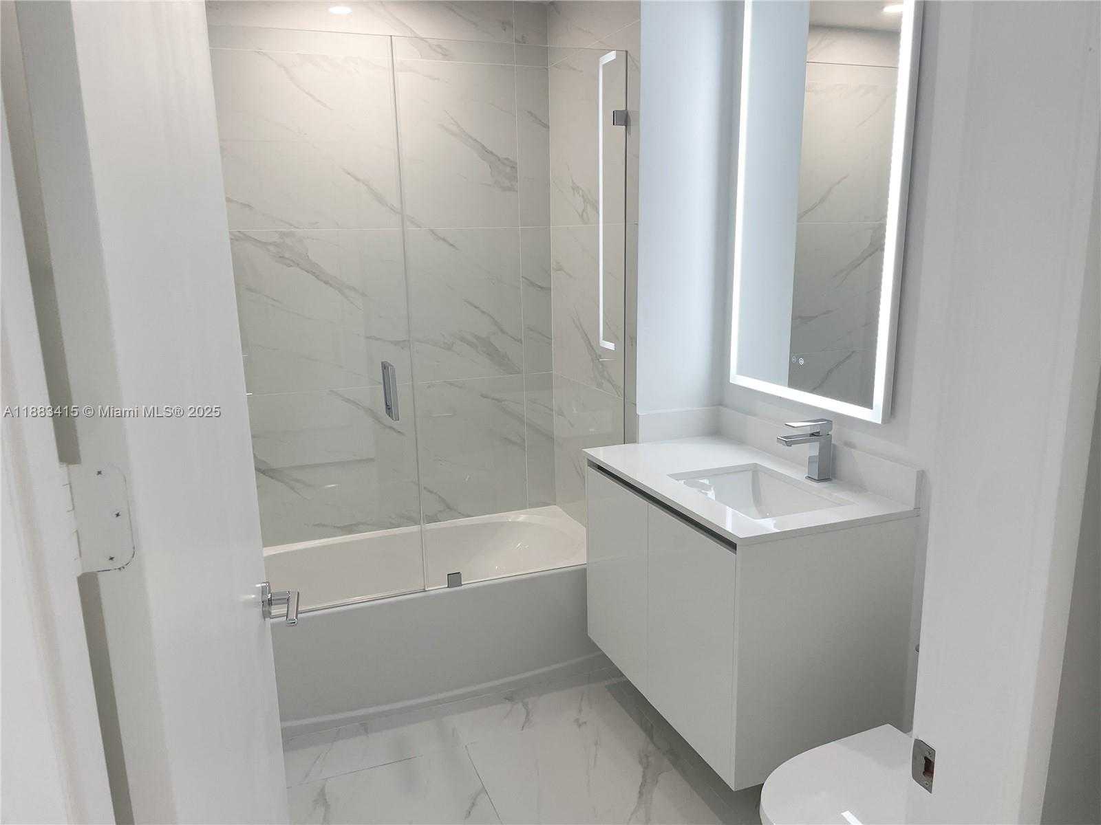 Small Image of 700 NE 24TH ST #4706, Miami Number 15