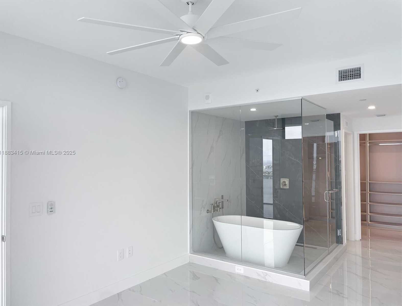 Small Image of 700 NE 24TH ST #4706, Miami Number 17