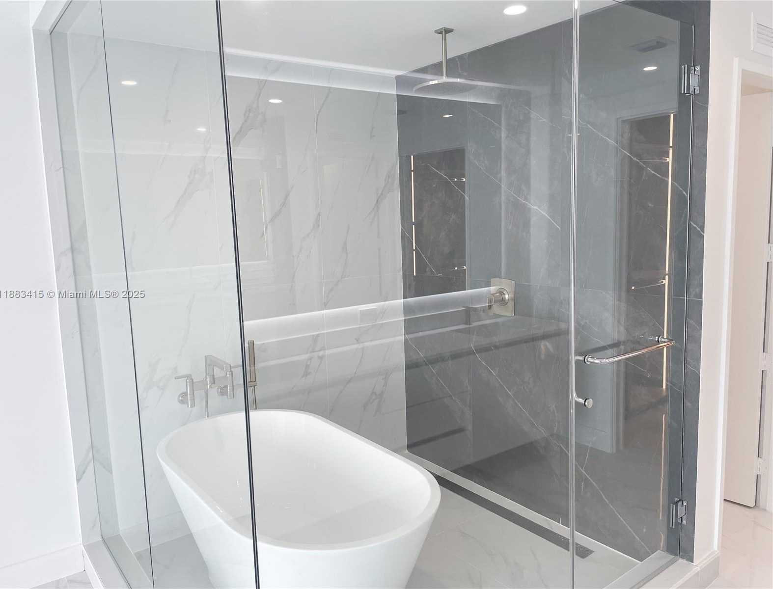 Small Image of 700 NE 24TH ST #4706, Miami Number 21