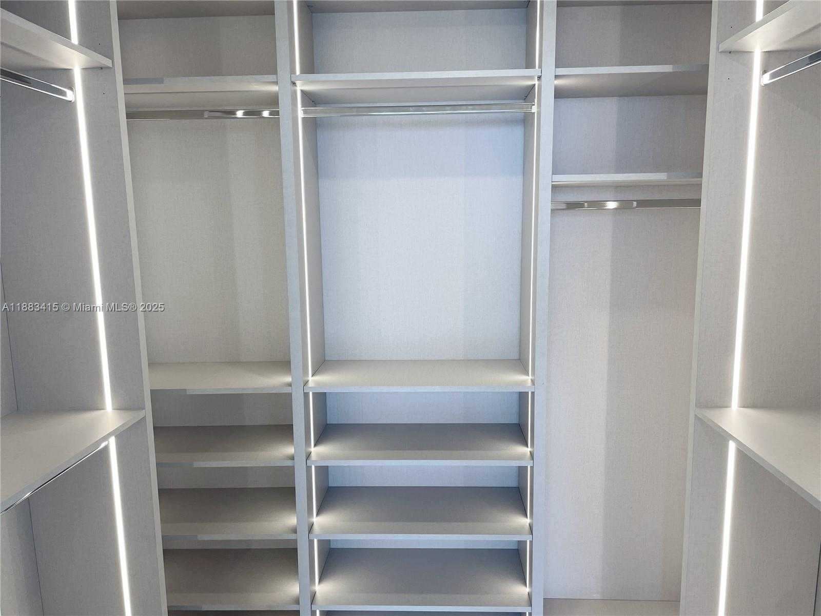 Small Image of 700 NE 24TH ST #4706, Miami Number 22