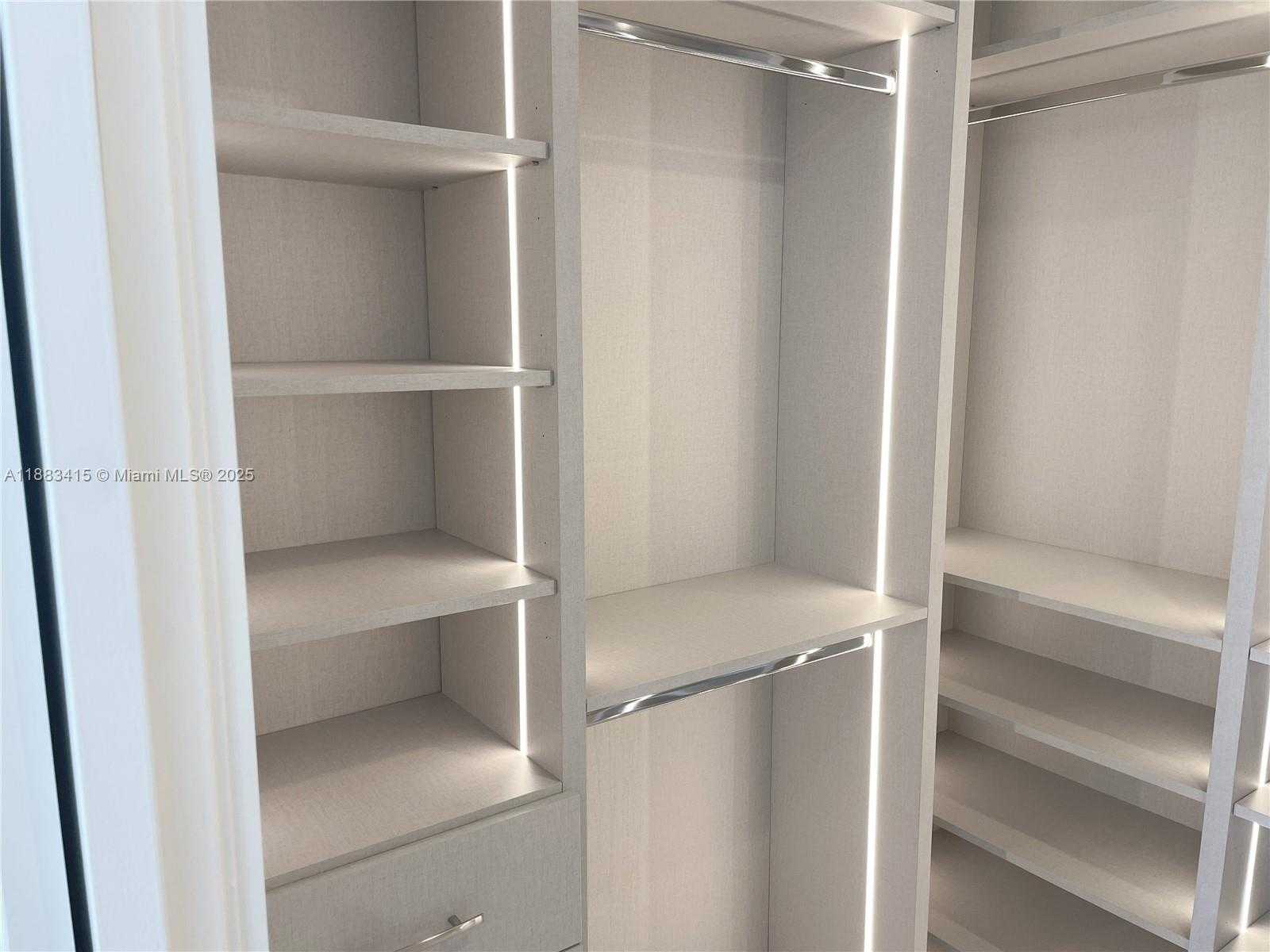 Small Image of 700 NE 24TH ST #4706, Miami Number 24