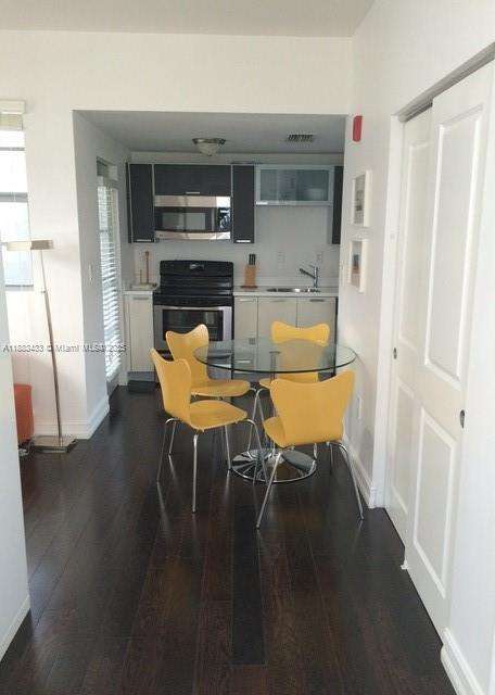 Small Image of 621 11TH ST #102, Miami Beach Number 9