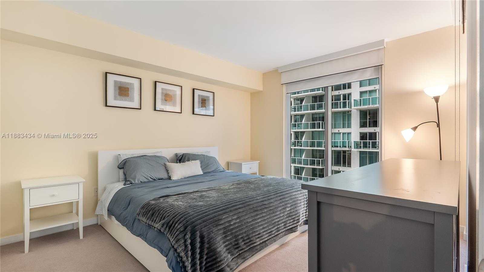 Small Image of 31 SOUTH EAST 6TH ST #1708, Miami Number 14