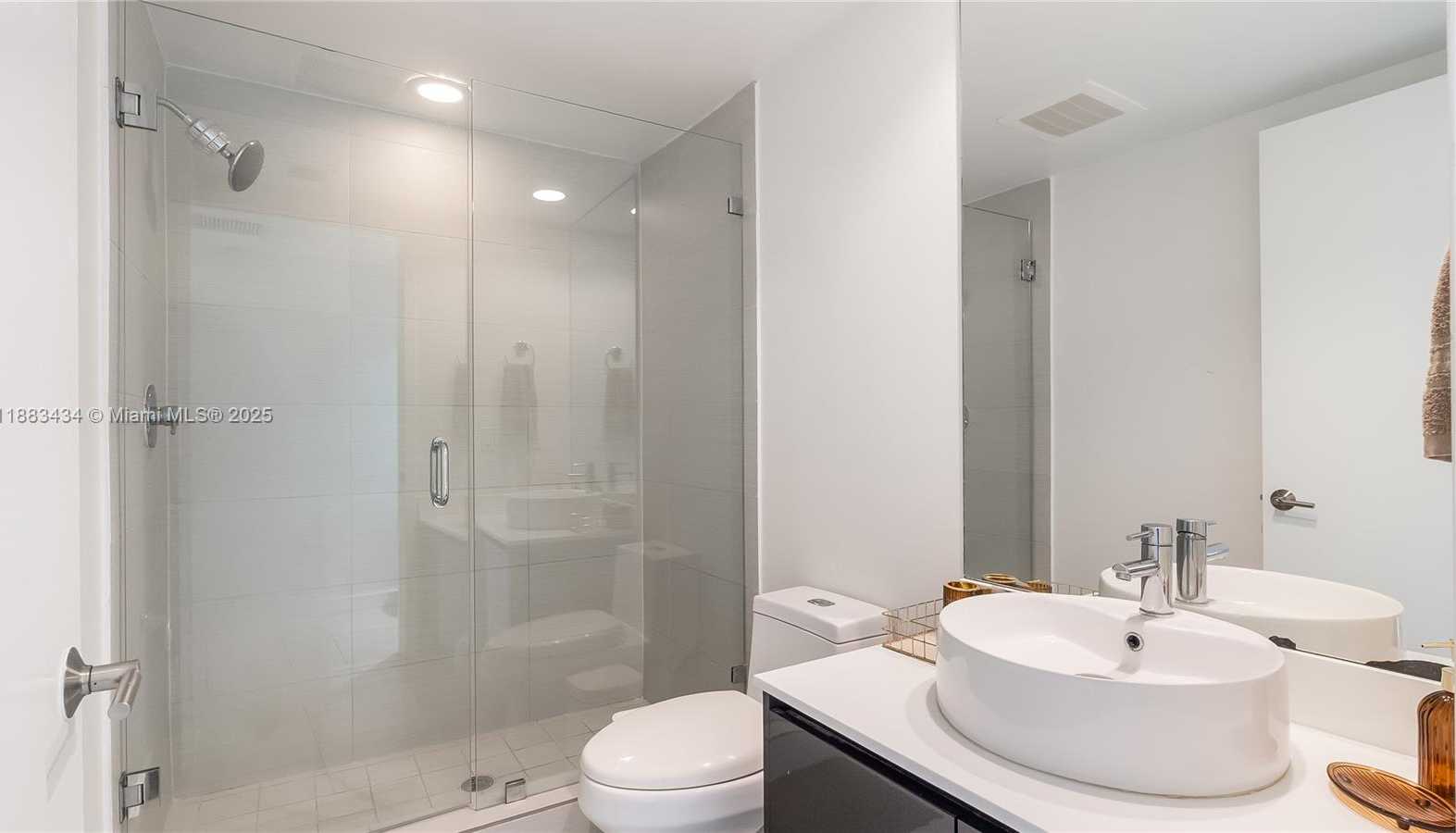 Small Image of 31 SOUTH EAST 6TH ST #1708, Miami Number 18
