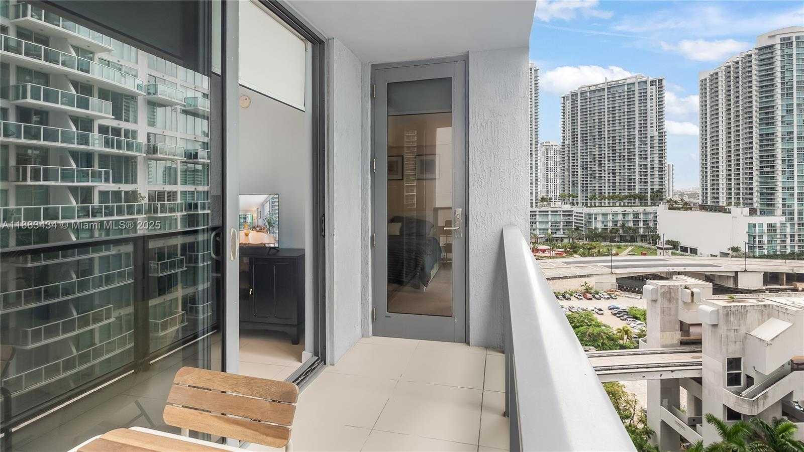 Small Image of 31 SOUTH EAST 6TH ST #1708, Miami Number 23