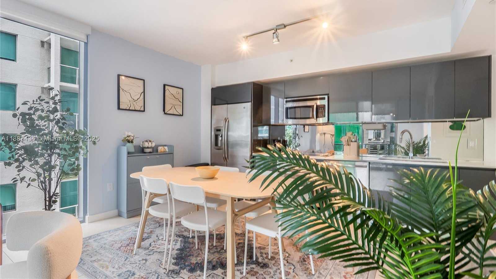 Small Image of 31 SOUTH EAST 6TH ST #1708, Miami Number 7