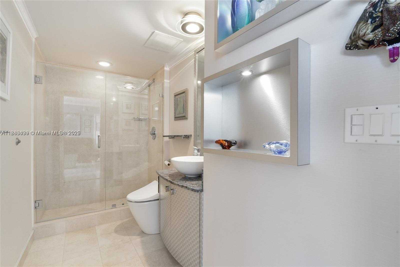 Small Image of 17201 COLLINS AVE #3302, Sunny Isles Beach Number 16