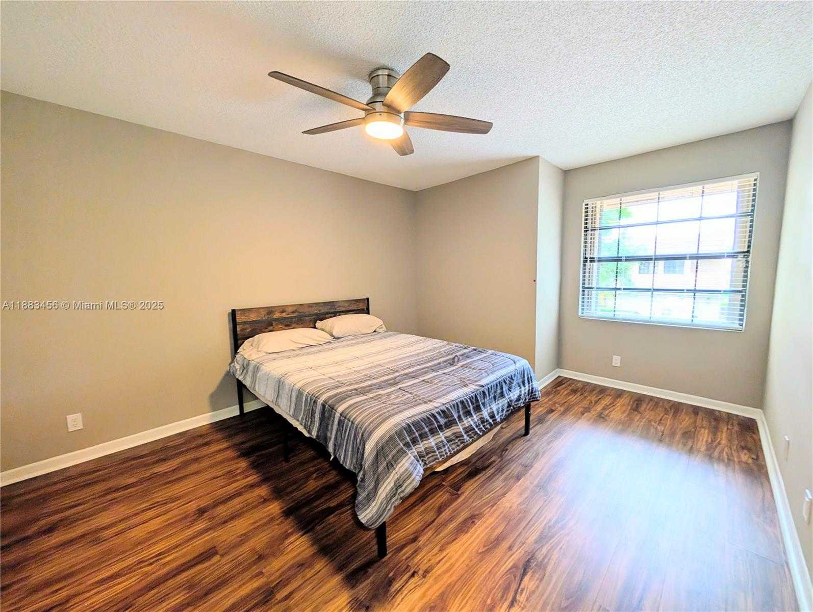 Small Image of 10330 NORTH WEST 12TH PL, Plantation Number 12