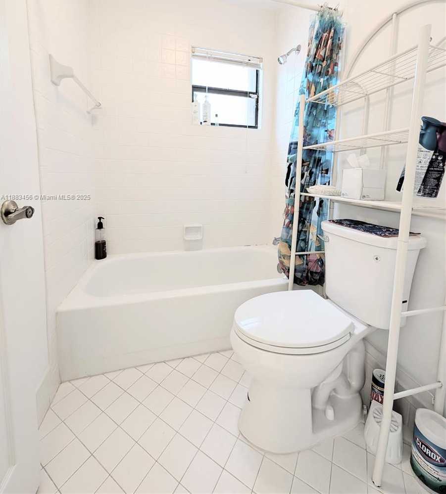 Small Image of 10330 NORTH WEST 12TH PL, Plantation Number 14