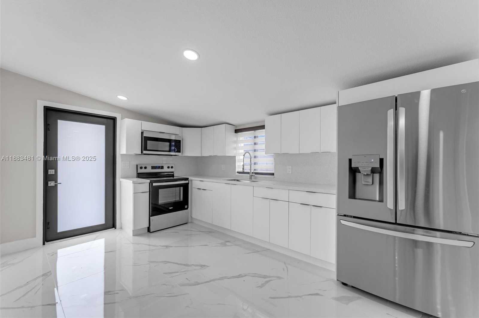 Small Image of 11800 SOUTH WEST 176TH ST #1, Miami Number 10