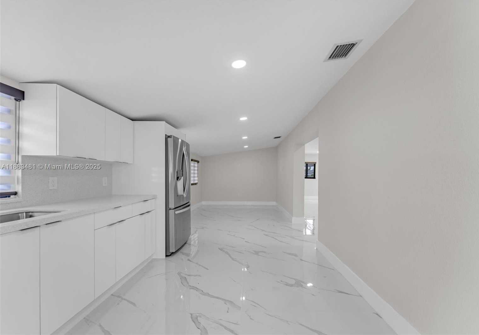 Small Image of 11800 SOUTH WEST 176TH ST #1, Miami Number 12