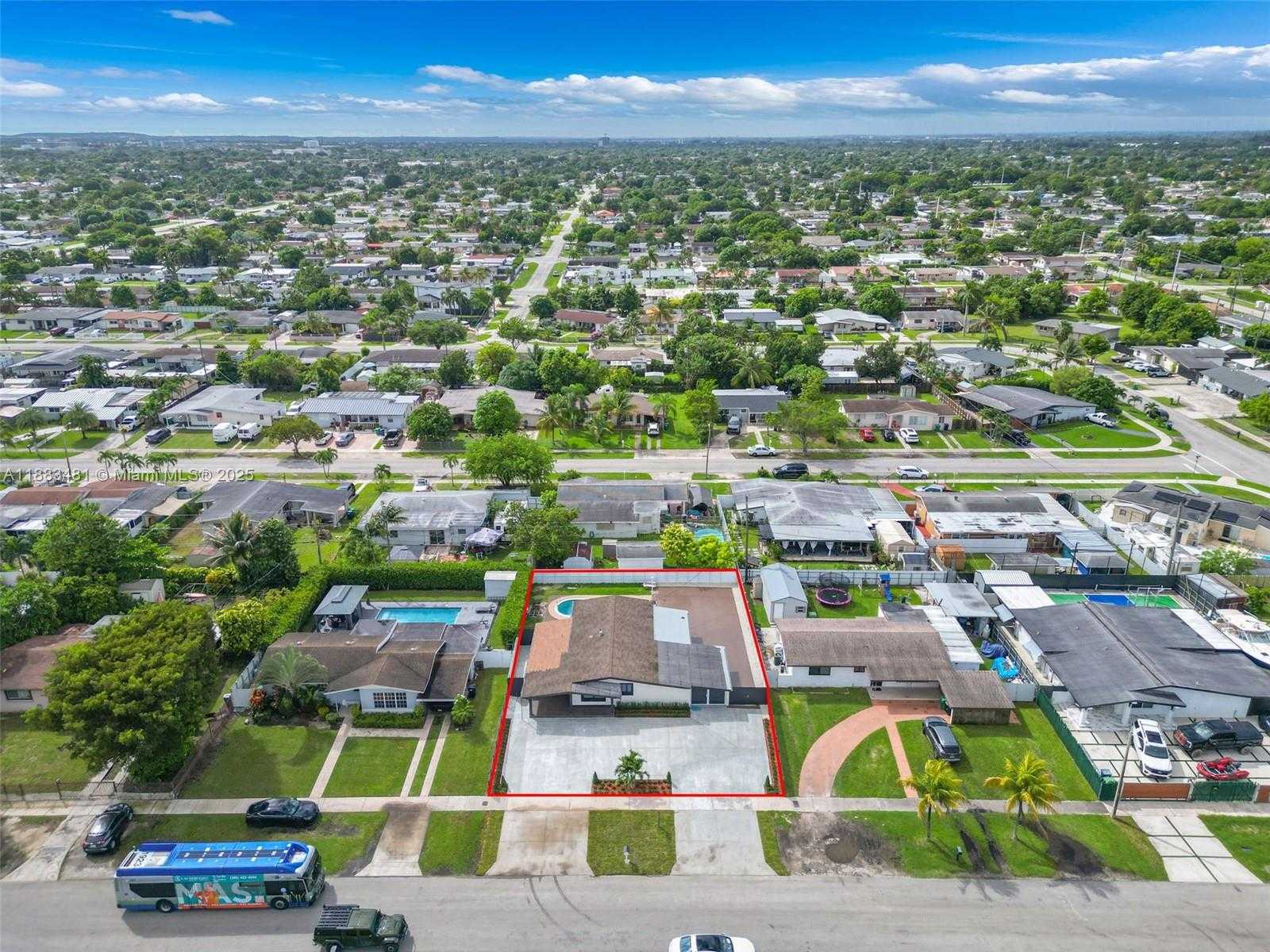 Small Image of 11800 SOUTH WEST 176TH ST #1, Miami Number 33
