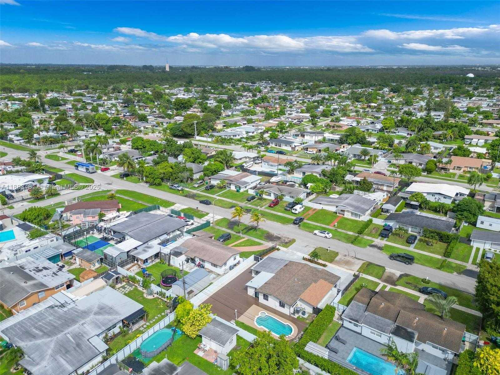 Small Image of 11800 SOUTH WEST 176TH ST #1, Miami Number 38