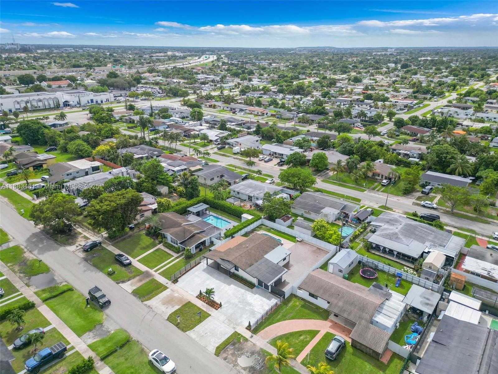Small Image of 11800 SOUTH WEST 176TH ST #1, Miami Number 42