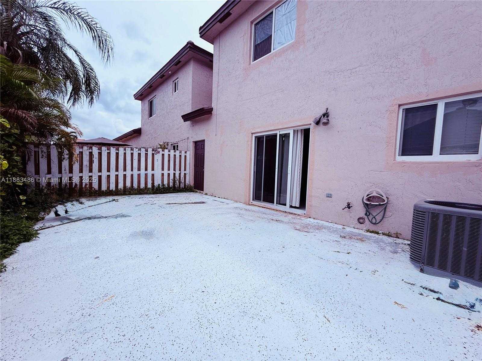 Small Image of 8431 NORTH WEST 188TH TER #805-8, Hialeah Number 16