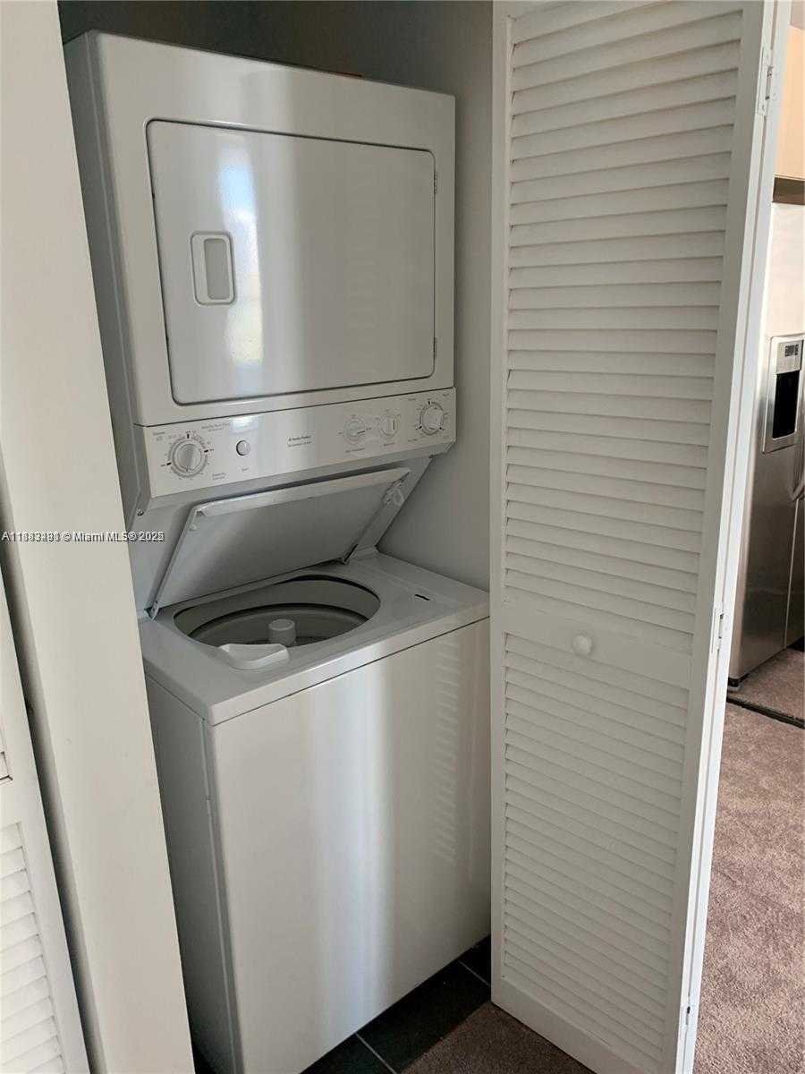 Small Image of 1111 SOUTH WEST 1ST AVE #1724-N, Miami Number 17