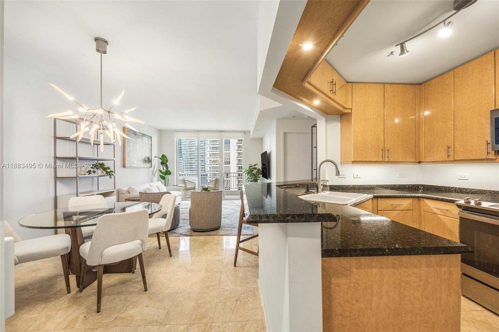 Small Image of 801 BRICKELL KEY BLVD #1906, Miami Number 4