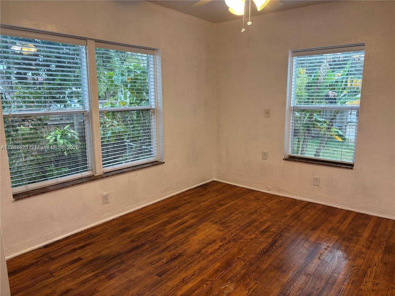 Small Image of 1842 FUNSTON ST #1-2, Hollywood Number 4