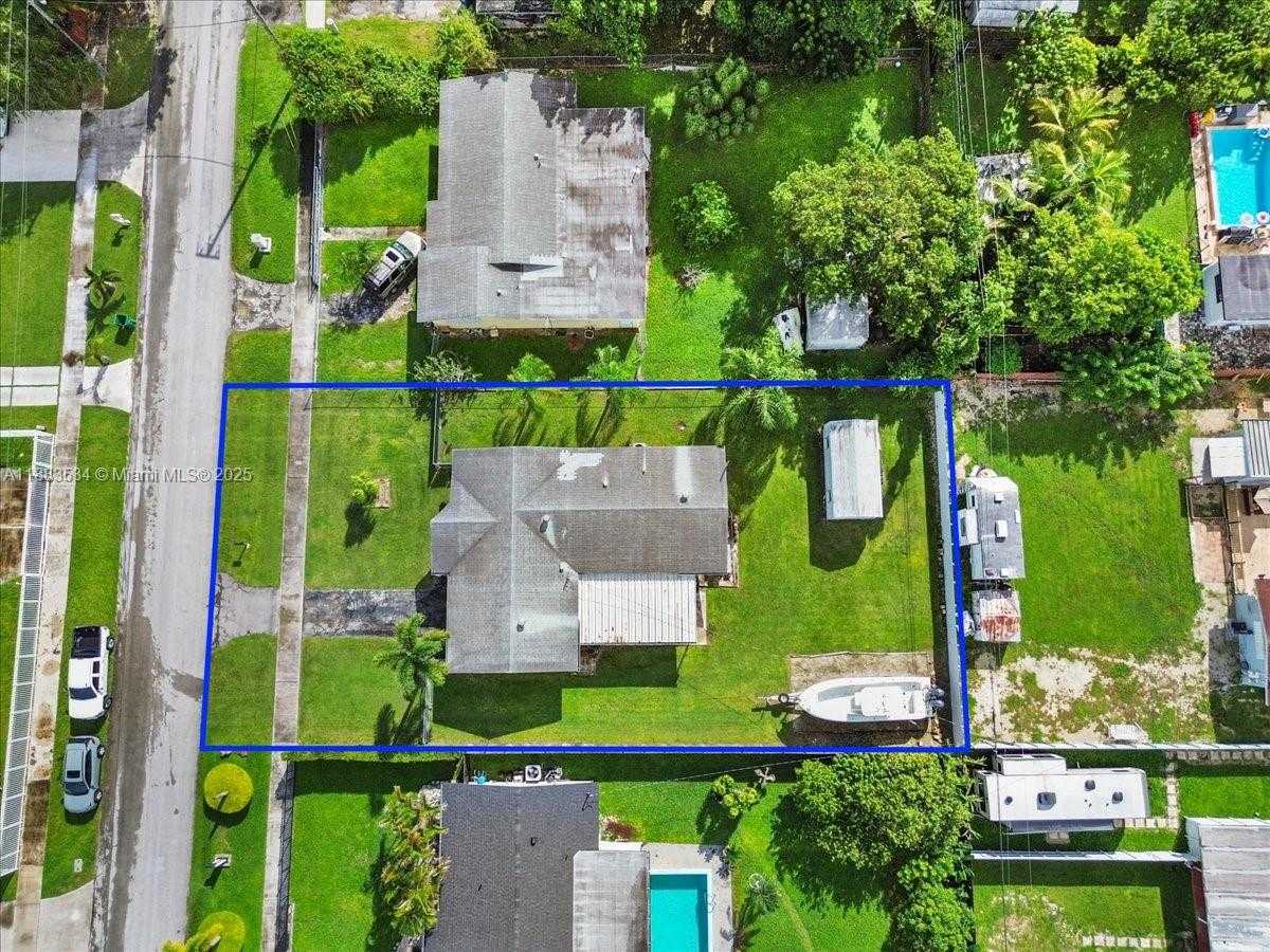 Small Image of 18922 SOUTH WEST 308TH ST, Homestead Number 28