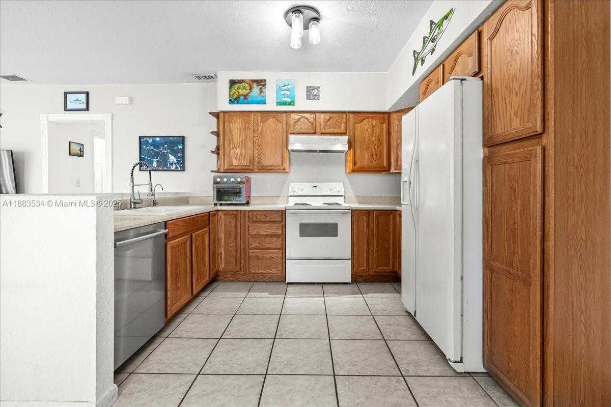 Small Image of 18922 SOUTH WEST 308TH ST, Homestead Number 4