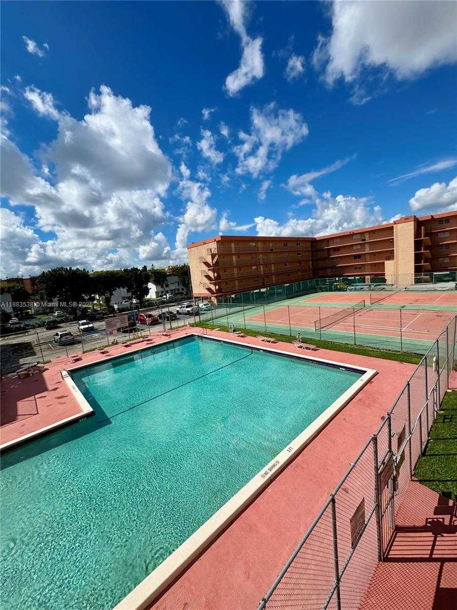 Small Image of 1850 WEST 56TH ST #2201, Hialeah Number 23