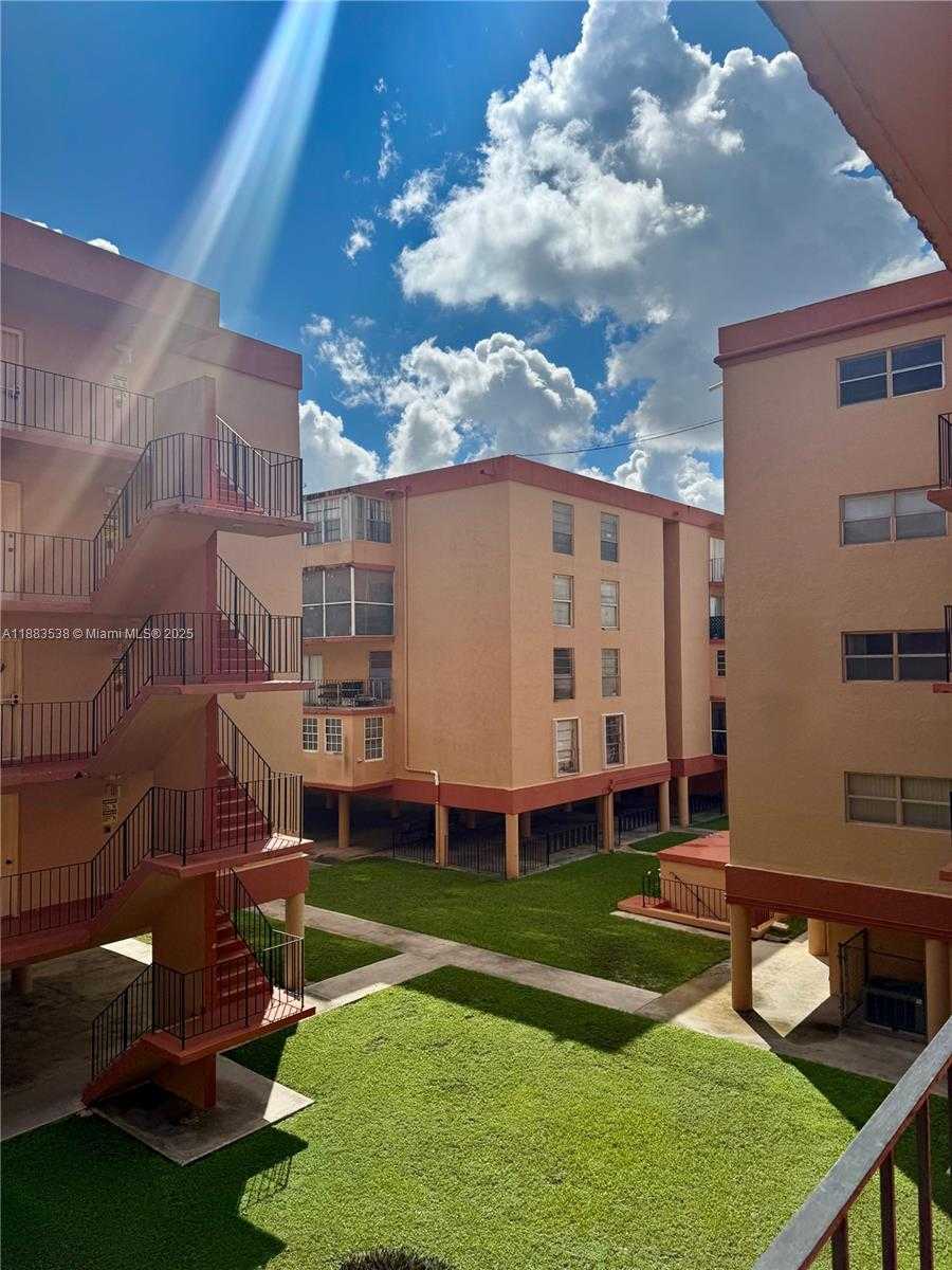 Small Image of 1850 WEST 56TH ST #2201, Hialeah Number 31
