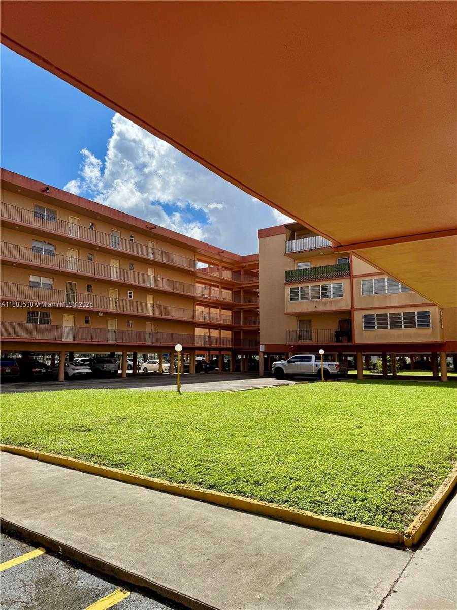 Small Image of 1850 WEST 56TH ST #2201, Hialeah Number 32