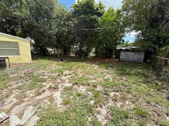 Small Image of 1766 NW 34TH AVENUE #1766, Lauderhill Number 10