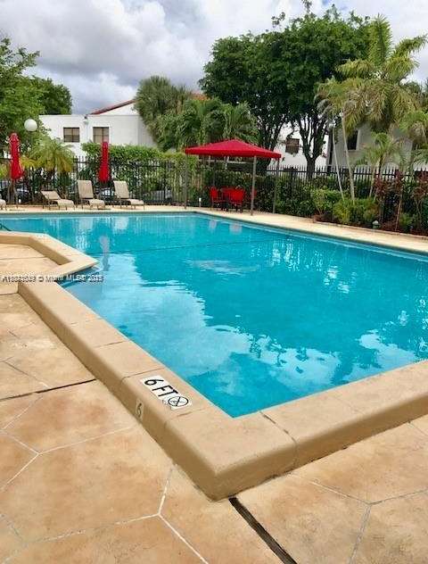 Small Image of 9415 FONTAINEBLEAU BLVD #111, Miami Number 10