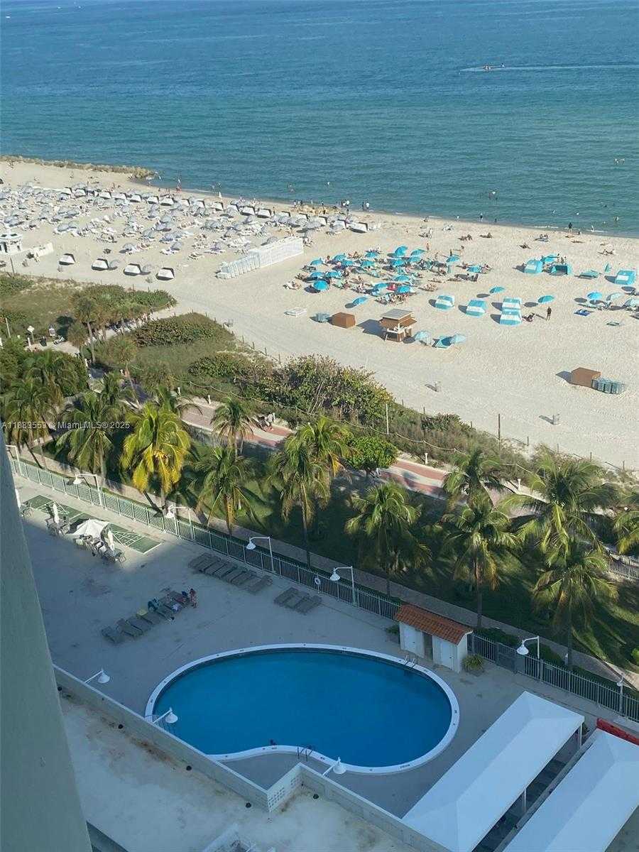 Small Image of 2899 COLLINS AVE #1743, Miami Beach Number 6