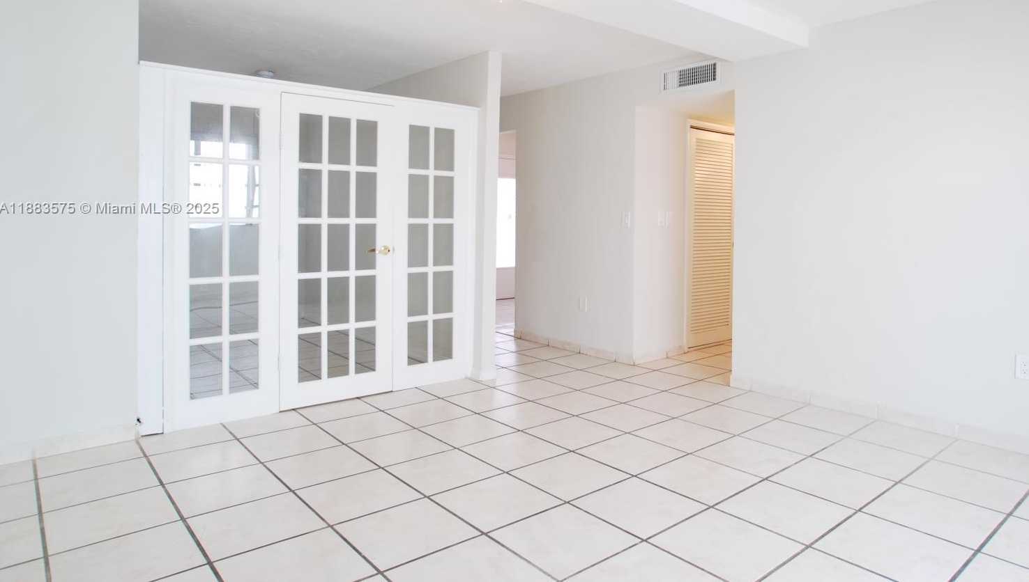 Small Image of 1662 LINCOLN CT #402, Miami Beach Number 9